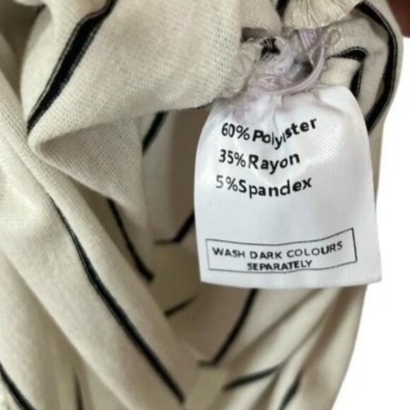 White and Black Stripe Ruched Sleeveless Shirt - Picture 4 of 4